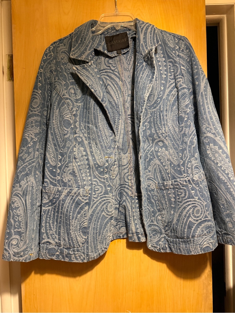 Women’s Paisley Light Denim Jacket Size Large